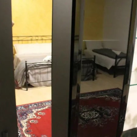 Bulldog Venice Apartment *